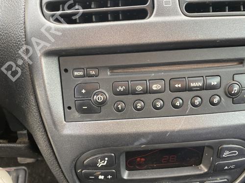 Bilradio PEUGEOT 206 Hatchback (2A/C) 1.4 16V (88 hp) 30302412