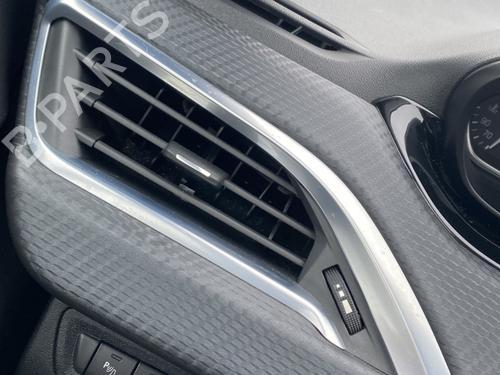 air-vent-peugeot-2008-i-cu_-2013-31129067 main image