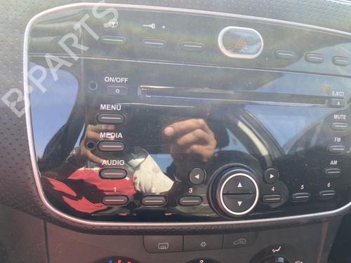 Used Radio FIAT PUNTO EVO (199_) 1.3 D Multijet (199AXC1A, 199BXC1A, 199AXT1A, 199BXT1A) (75 hp) 27982003