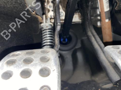 Pédale PEUGEOT 207 CC (WD_) 1.6 HDi (109 hp) 32140827