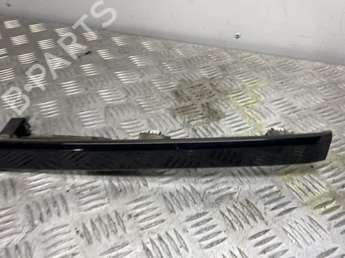 rear-center-light-land-rover-range-rover-evoque-l538-2011-2012-2013-2014-2015-2016-2017-2018-2019-28479349 main image