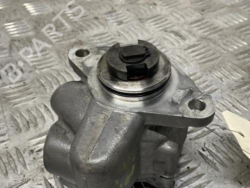 Used Steering pump IVECO DAILY III Platform/Chassis 35 S 11,35 C 11 (A2FC13AA, A6FBU4AB, A2NB14A1, A2ND13A1,... (106 hp) 28032402
