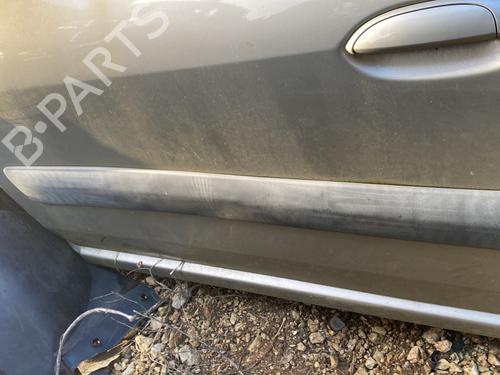 Used Door moulding trim DACIA LOGAN MCV (KS_) 1.5 dCi (KS0W) (86 hp) 23783438