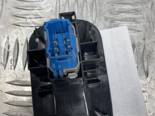 Høyre Foran elrute bryter RENAULT KANGOO Express (FW0/1_) 1.5 dCi 85 (FW0K, FW0L, FW0B) | BP19903876I26 