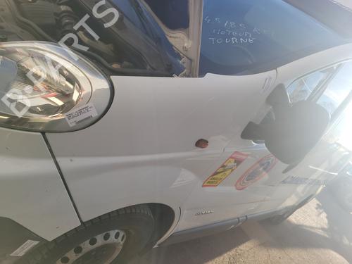 left-front-fenders-renault-trafic-ii-van-fl-25-dci-145-fl0j-7782524451-2001-20704366 main image
