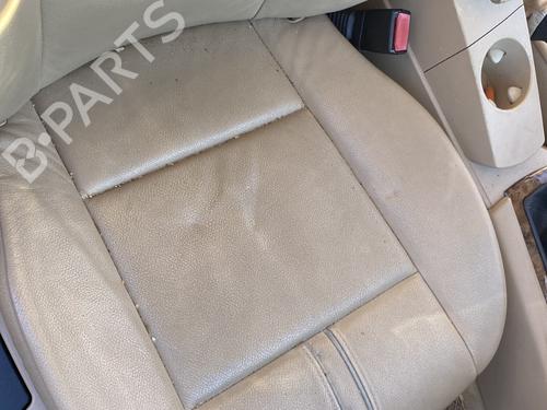 Used Right front seat BMW X3 (E83) 2.0 d (150 hp) 30439361