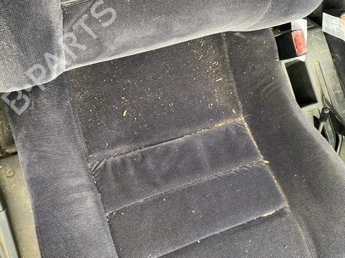 Used Right front seat Right front seat CITROËN BX (XB-_) 19 D (69 hp) 30704038 30704038