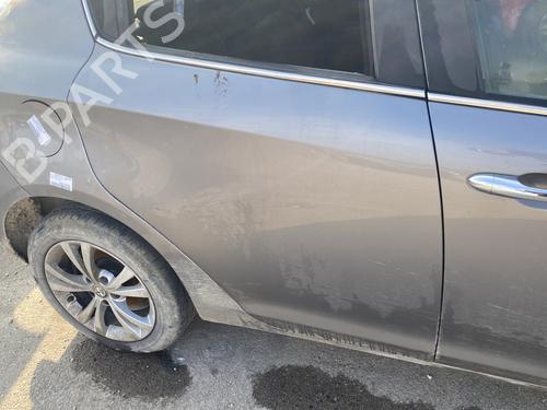 right-rear-door-alfa-romeo-giulietta-940_-2010-2011-2012-2013-2014-2015-2016-2017-2018-2019-2020-33553662 main image