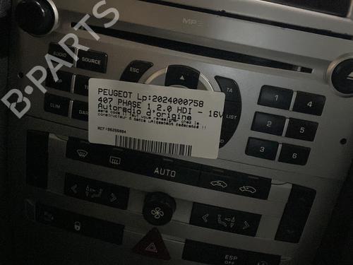 Used Radio Radio 21492615 21492615