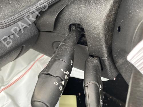 Commodo Essuie Glace / Phare PEUGEOT 407 Coupe (6C_) 2.7 HDi (204 hp) 31977702