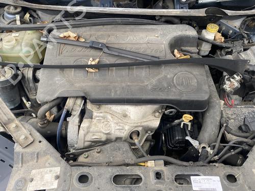 Used Cylinder head Cylinder head FIAT BRAVO II (198_) 1.6 D Multijet (198AXL1B) (120 hp) 32439613 32439613