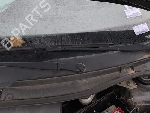 Used Front wiper motor Front wiper motor RENAULT TWINGO II (CN0_) 1.5 dCi (CN0E) (64 hp) 27608375 27608375