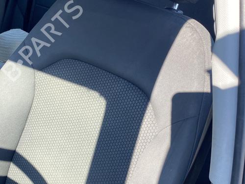 Used Left front seat Left front seat AUDI A1 Sportback (8XA, 8XF) 1.6 TDI (90 hp) 24373120 24373120