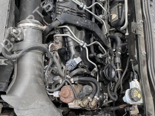 Motor für VOLVO V40 Hatchback (525) D3 (150 hp) 26462284