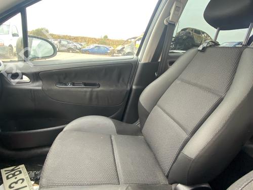Used Right front seat Right front seat 38064382 38064382