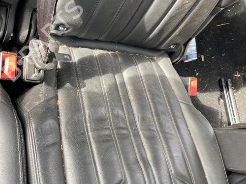 Used Rear seat Rear seat PEUGEOT 5008 II (MC_, MJ_, MR_, M4_) 2.0 BlueHDi 180 (MJEHZW, MJEHZR, MJEHZP) (177 hp) 33023154 33023154