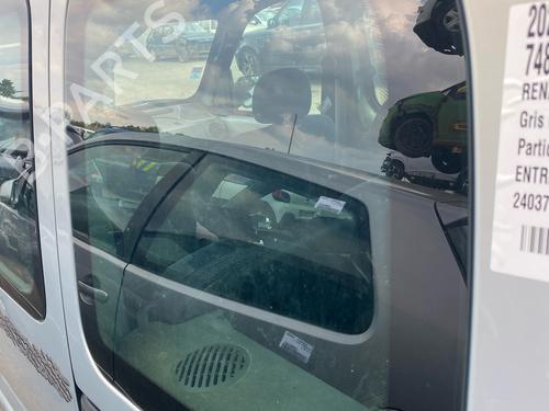 rear-left-door-window-renault-kangoo-kc01_-1997-36943282 main image