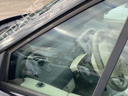 Front left quarter glass RENAULT GRAND SCÉNIC II (JM0/1_) 2.0 dCi (JM1K) | BP29913698C111