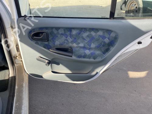 Høyre bakpanel RENAULT MEGANE I (BA0/1_) 2.0 i (BA0G) (114 hp) 32734259