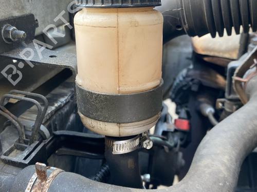 Used Power steering reservoir Power steering reservoir 37683492 37683492