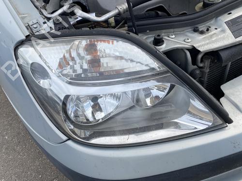 Używane Lampa przednia prawa RENAULT SCÉNIC I MPV (JA0/1_, FA0_) 1.9 dTi (JA0N) (98 hp) 28813831