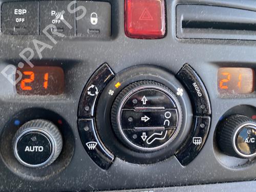 Climate control CITROËN C3 Picasso (SH_) 1.4 VTi 95 (SH8FSC, SH8FP0, SH8FP6) | BP33553571I5 - Image 2