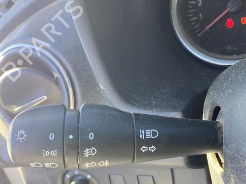 switch-dacia-sandero-ii-2012-30110068 main image