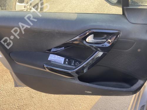 Used Front left panel Front left panel PEUGEOT 208 I (CA_, CC_) 1.2 VTI 82 (82 hp) 33553914 33553914