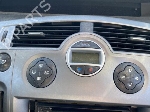 Commande Chauffage RENAULT SCÉNIC II (JM0/1_) 2.0 dCi (JM1K) (150 hp) 29012989