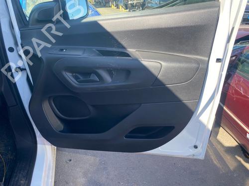 Used Front right panel Front right panel 37750054 37750054