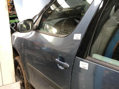 Used Left front door SKODA ROOMSTER (5J7) 1.9 TDI (105 hp) 19912213