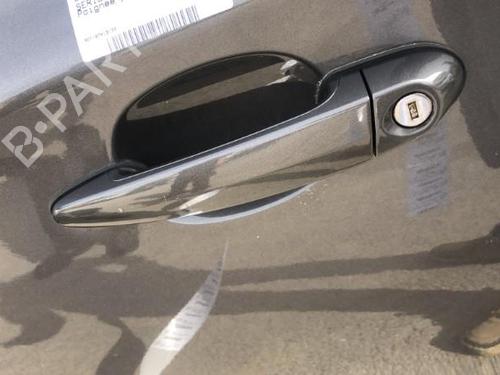 Used Front left exterior door handle BMW 1 (E81) 120 d (177 hp) 19910007