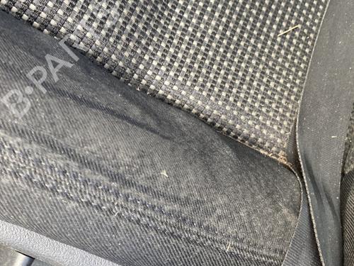 Used Left front seat Left front seat PEUGEOT 407 (6D_) 2.0 HDi 135 (6DRHRH, 6DRHRE, 6DRHRG, 6DRHRJ) (136 hp) 29614705 29614705