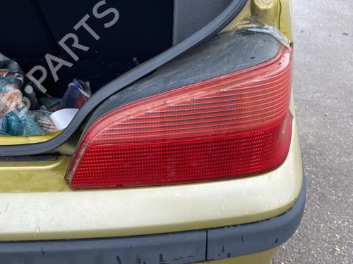 Højre baglygte PEUGEOT 106 II (1A_, 1C_) 1.1 i (60 hp) 26457446