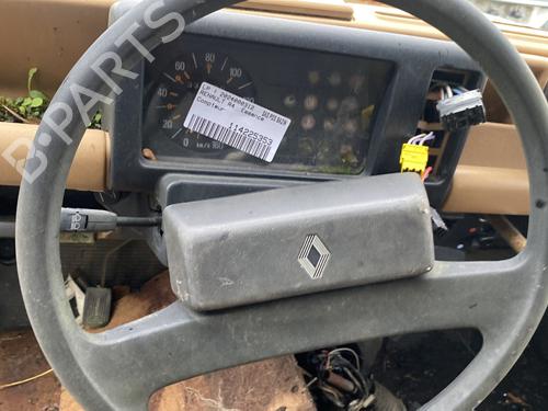 Used Steering wheel RENAULT 4 (112_) 0.8 (1123) (34 hp) 29757202