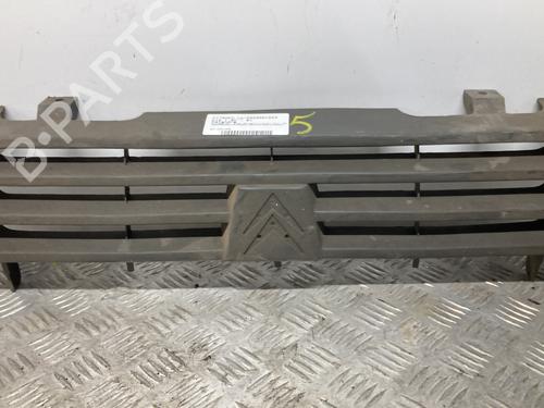 Used Grille CITROËN C15 Box Body/MPV (VD_) 1.8 D (60 hp) 23182366