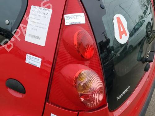 Used Left taillight PEUGEOT 107 (PM_, PN_) 1.0 (68 hp) 22117347