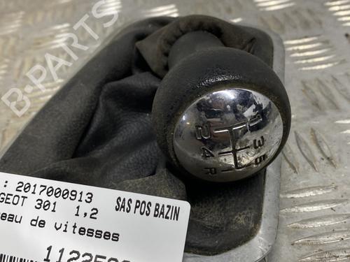 Used Shift knob Shift knob PEUGEOT 301 1.2 VTi 72 (72 hp) 29066205 29066205