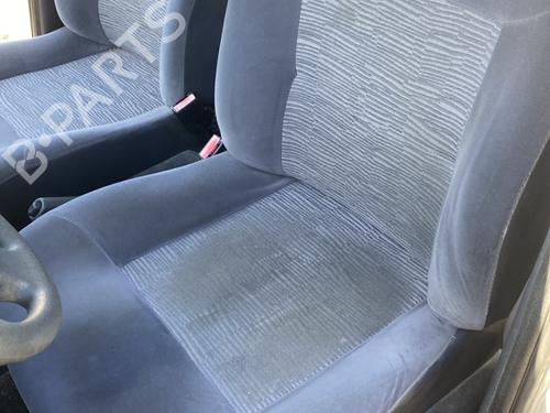 Sæde venstre fortil RENAULT MEGANE I (BA0/1_) 1.6 16V (BA04, BA0B, BA11, BA1J, BA16, BA19, BA1K, BA1V,... (107 hp) 33051107