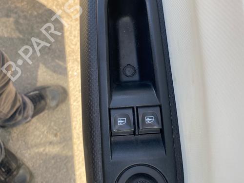 Left front window switch RENAULT TWINGO III (BCM_, BCA_) 0.9 TCe 90 (BCM9, BCM2) | BP38072049I27 - Image 3