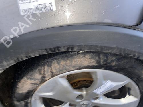 Used Front right wheel arch trim RENAULT SCÉNIC III (JZ0/1_) 1.5 dCi (JZ02, JZ0R) (95 hp) 31929793