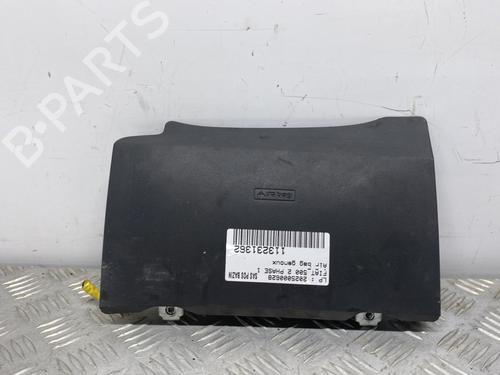 Used Knee airbag FIAT 500 (312_) 1.2 (312AXA1A) (69 hp) 29464901