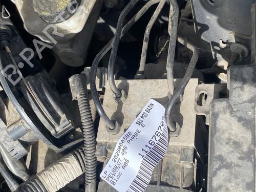 Used ABS pump PEUGEOT 406 Break (8E/F) 2.0 HDI 110 (109 hp) 28673119