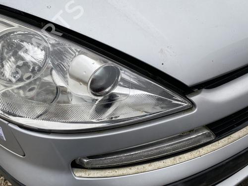 Right headlight PEUGEOT 807 (EB_) 2.2 HDi | BP32197078C29