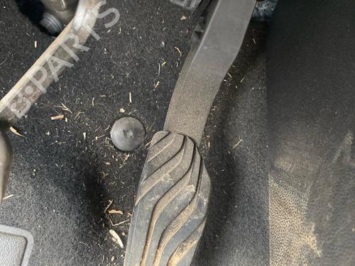 Used Pedal Pedal 39086331 39086331