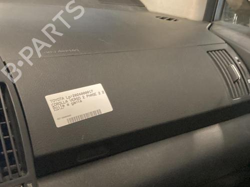 Used Glove box TOYOTA COROLLA Verso (ZER_, ZZE12_, R1_) 2.2 D-4D (AUR10_, AUR10R) (177 hp) 22116104