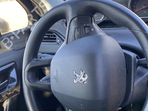 Used Steering wheel PEUGEOT 208 I (CA_, CC_) 1.2 VTI 82 (82 hp) 22714716