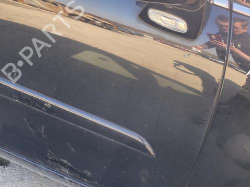 Used Right front door Right front door 32518226 32518226