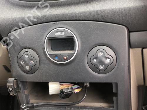 Climate control RENAULT CLIO III (BR0/1, CR0/1) 1.4 16V | BP22126921I5 