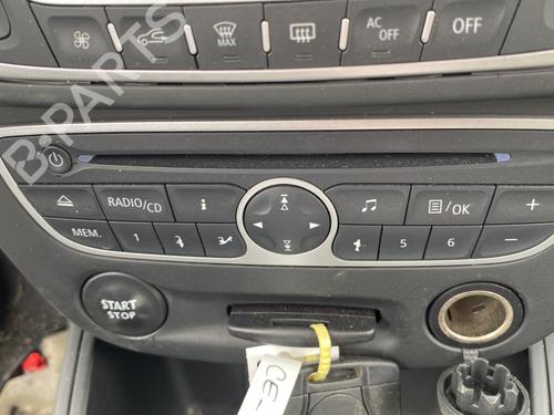 Radio RENAULT MEGANE III Hatchback (BZ0/1_, B3_) 1.5 dCi (BZ09, BZ0D, BZ1W, BZ29, BZ14) | BP26940096E6 